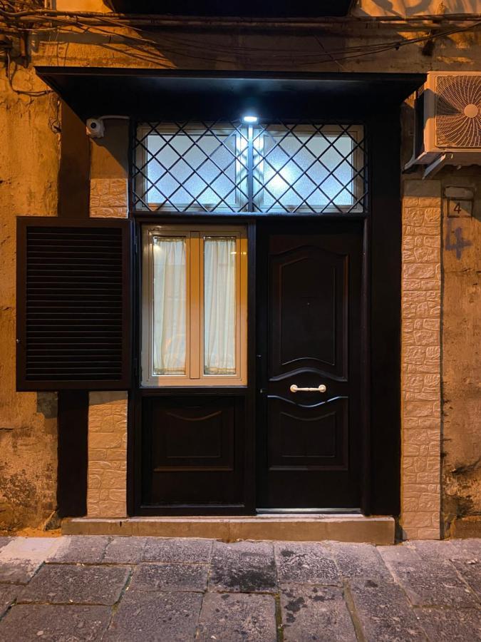 La Mea Partenope Napoli Esterno foto